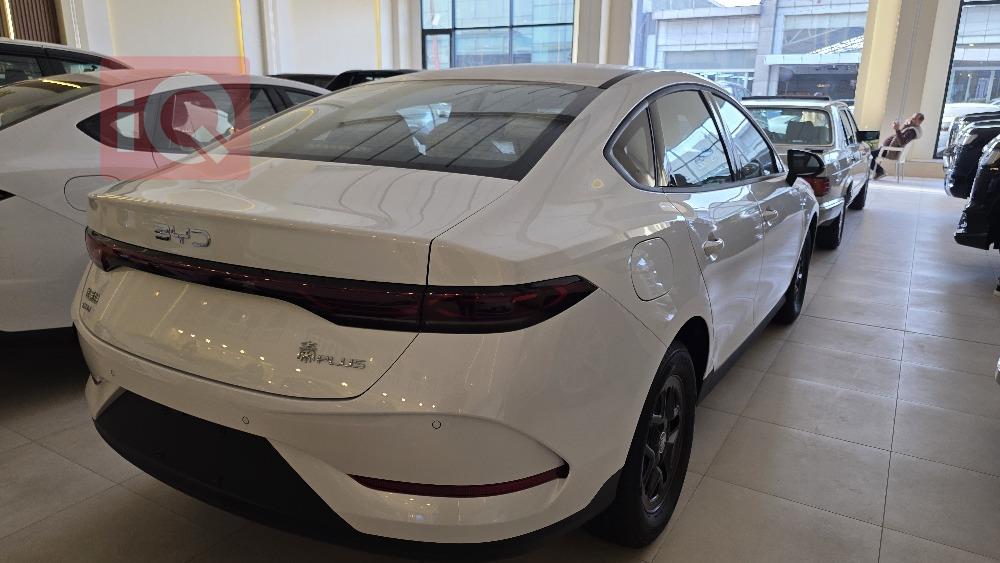 بي واي دي Qin Plus